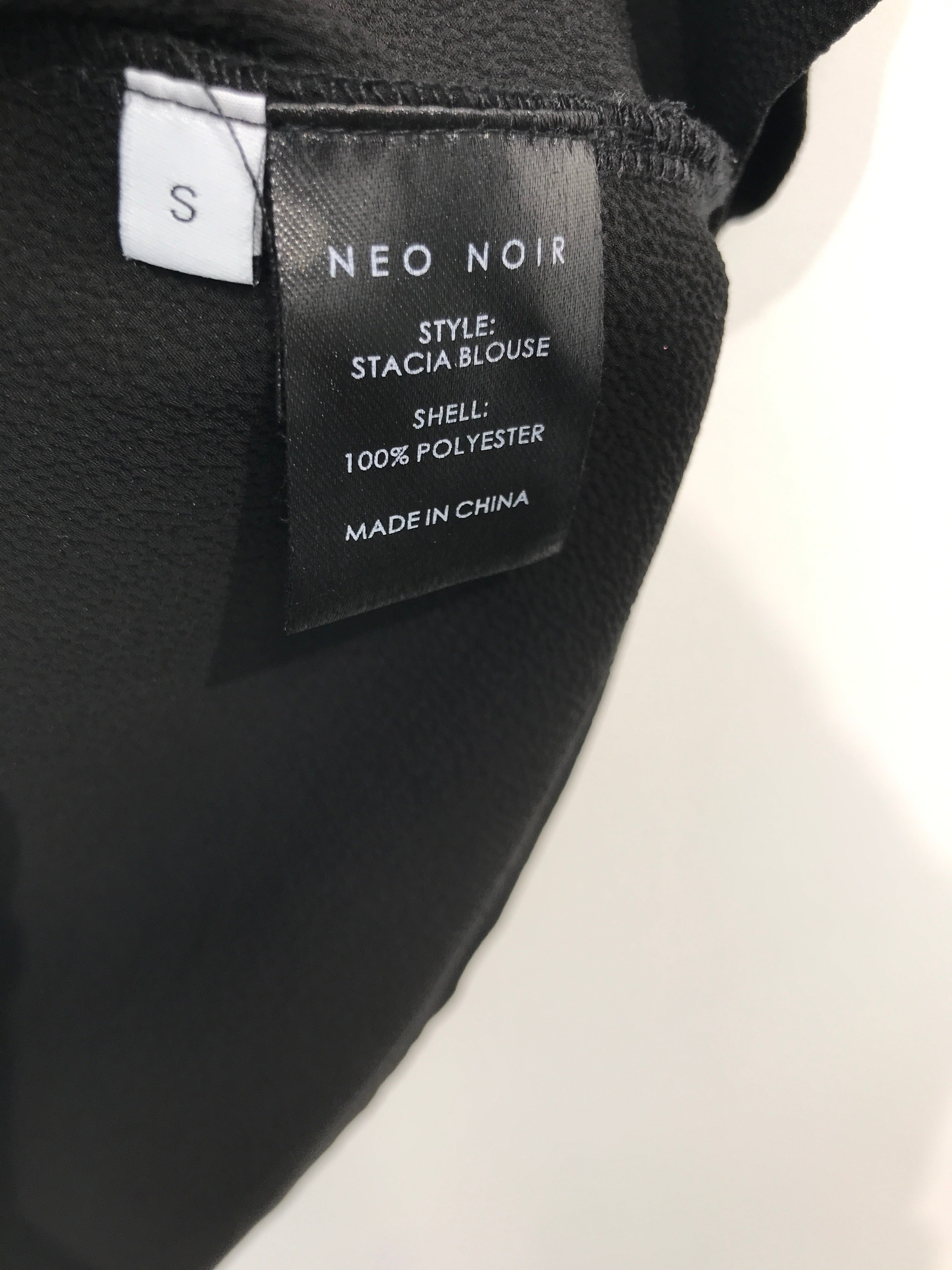 Neo Noir Bluse